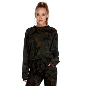 🌼Windsor Camo Pullover Sweatshirt
